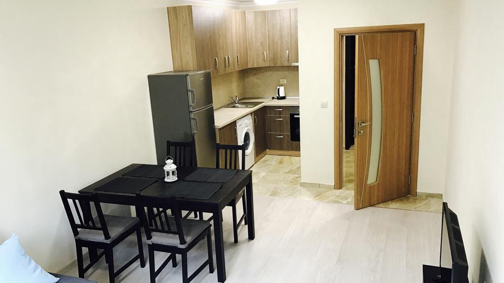 Beach Apartments Pomorie Buitenkant foto
